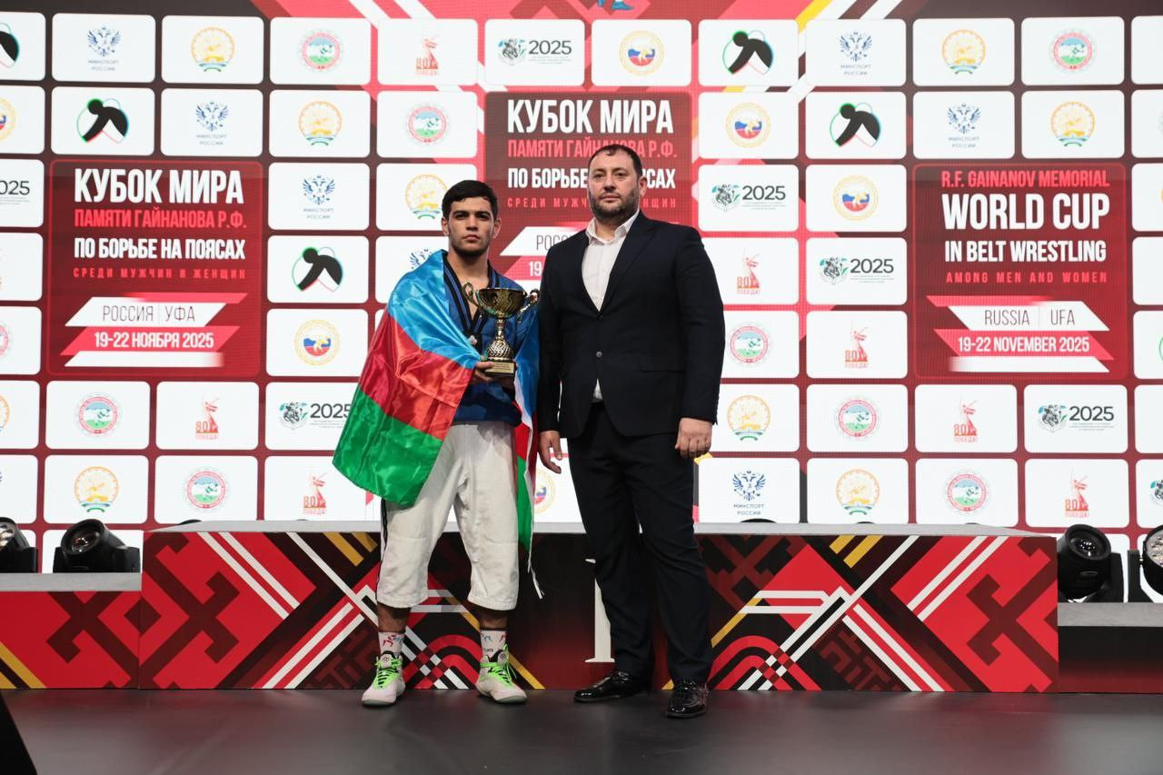 Azərbaycan idmançıları qurşaqla güləş üzrə Dünya kubokunda medal qazanıblar - FOTO