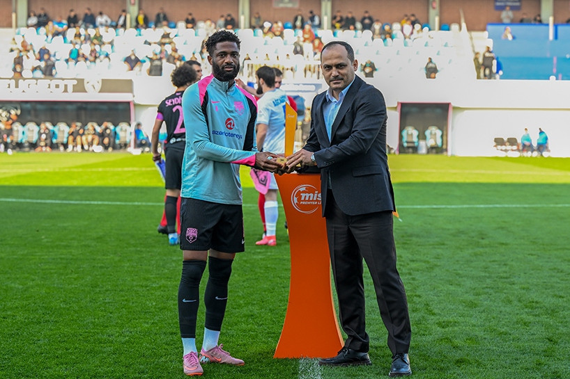 Premyer Liqada oktyabr ayının ən yaxşı qolunun müəllifi mükafatlandırılıb