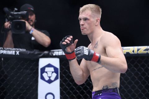 Иан Гарри жестко высказался о поведении Чимаева