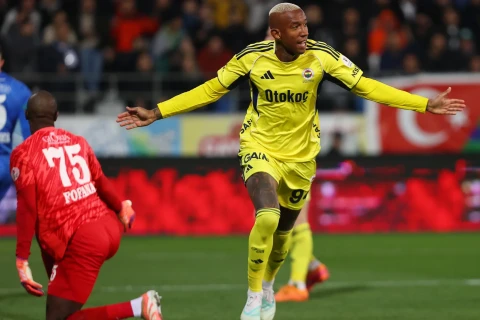 Türkiyə Super Liqası: “Göztepe” və “Beşiktaş”dan xal itkisi, “Fənərbağça”dan möhtəşəm geridönüş - VİDEO