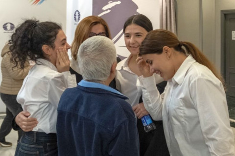 Сборная Азербайджана разыграет титул чемпиона мира с командой ФИДЕ