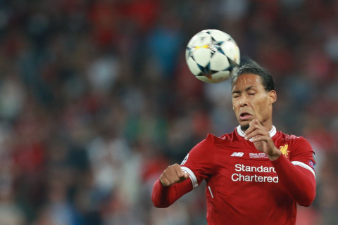 Van Dijk: “We let Slot down — It’s a real mess right now”