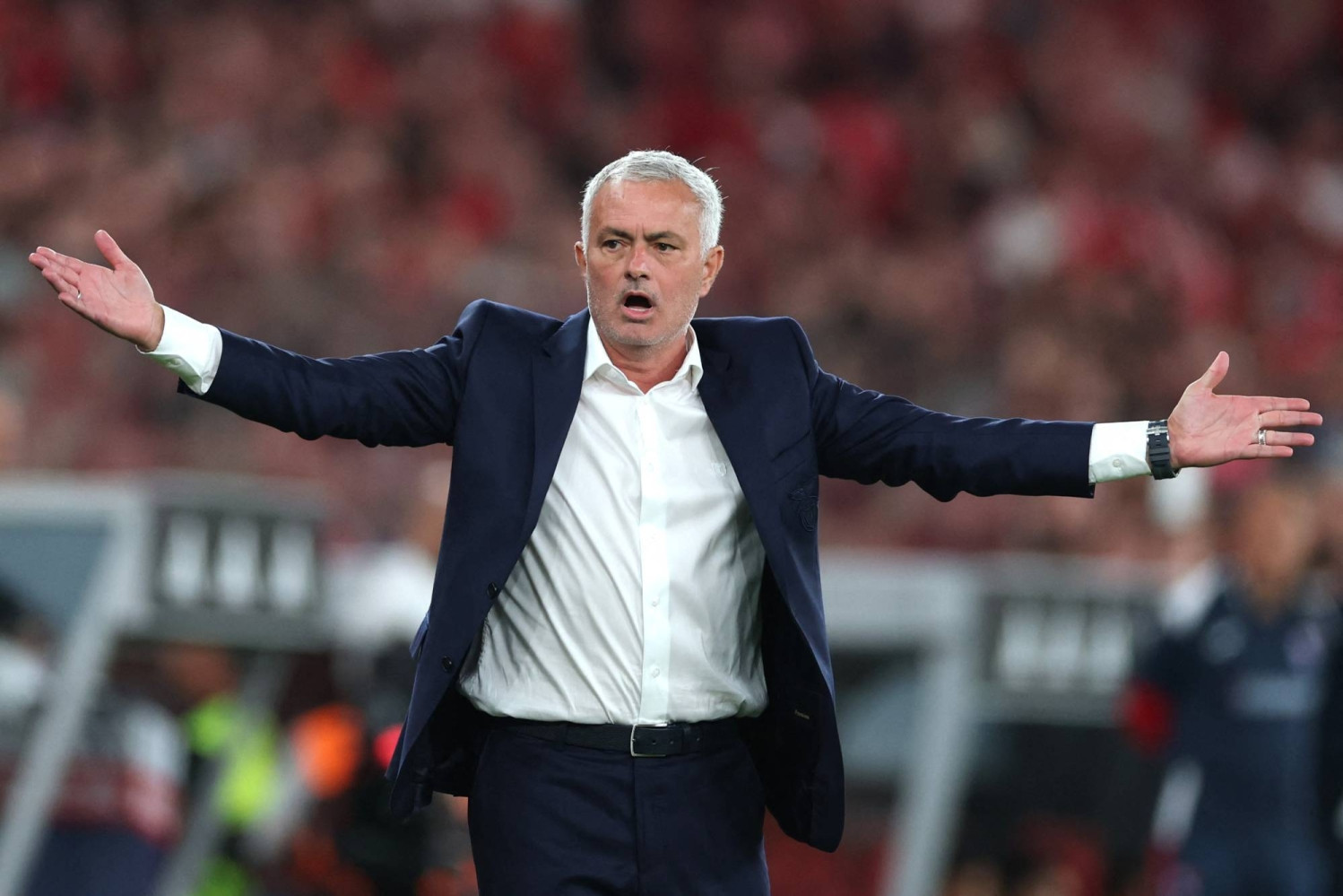 Benfica face crucial clash with Ajax as Mourinho demands focus