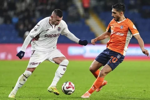 Türkiyə Superliqası: “Trabzonspor” səfər qələbəsi ilə liderlər qrupunda qaldı