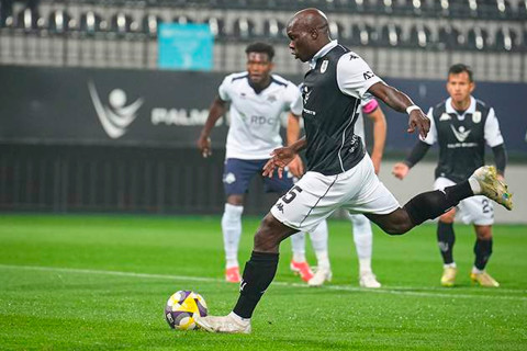 “Neftçi” mövsüm ərzində baş məşqçi dəyişikliyi üzrə rekordçulardan biridir – İDMAN.BİZ-in İCMALI