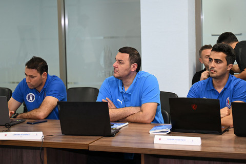 Bakıda UEFA-nın A kateqoriyalı məşqçi kursunun III mərhələsi keçirilir - FOTO