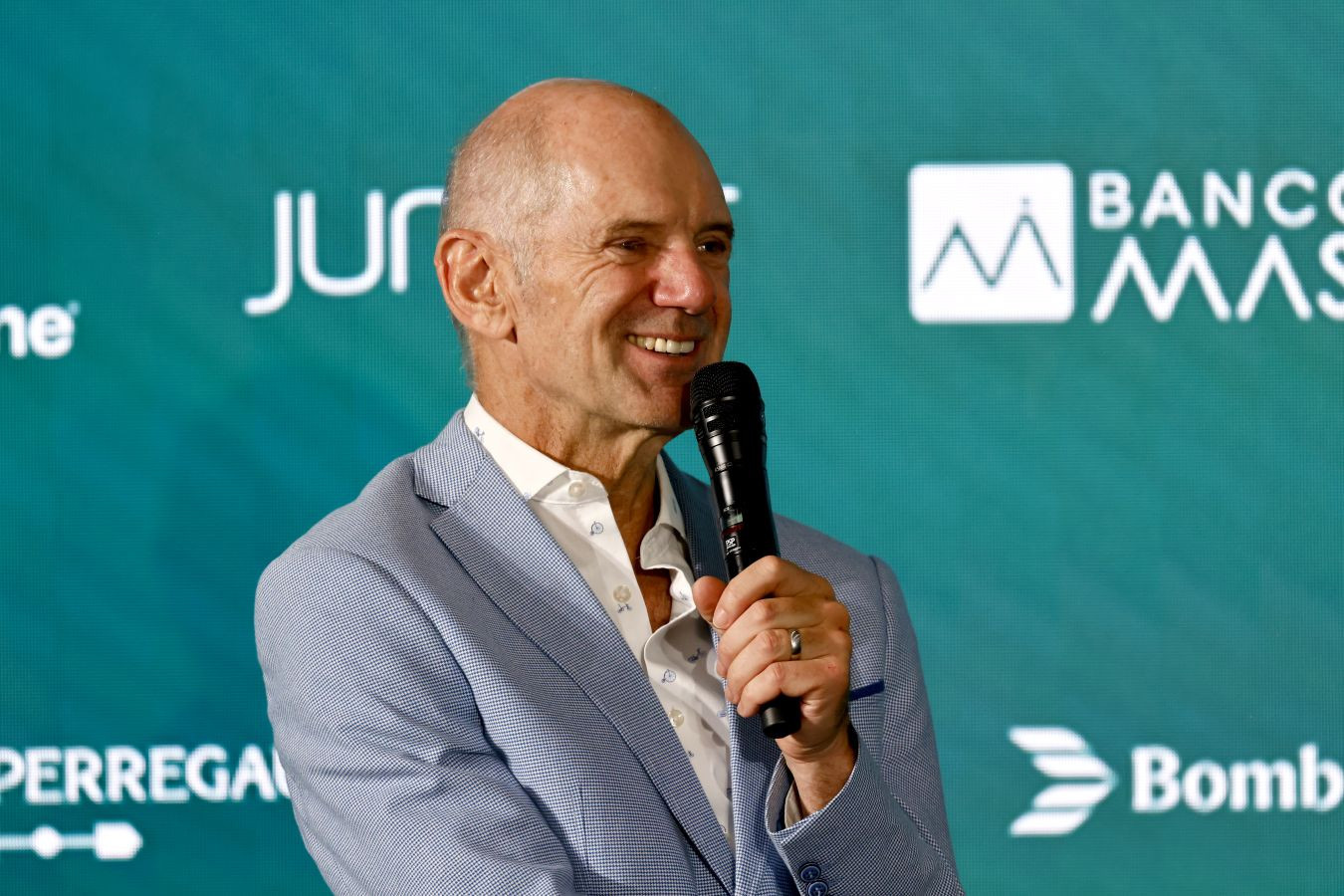 Edrian Nyui “Aston Martin”in rəhbəri olacaq