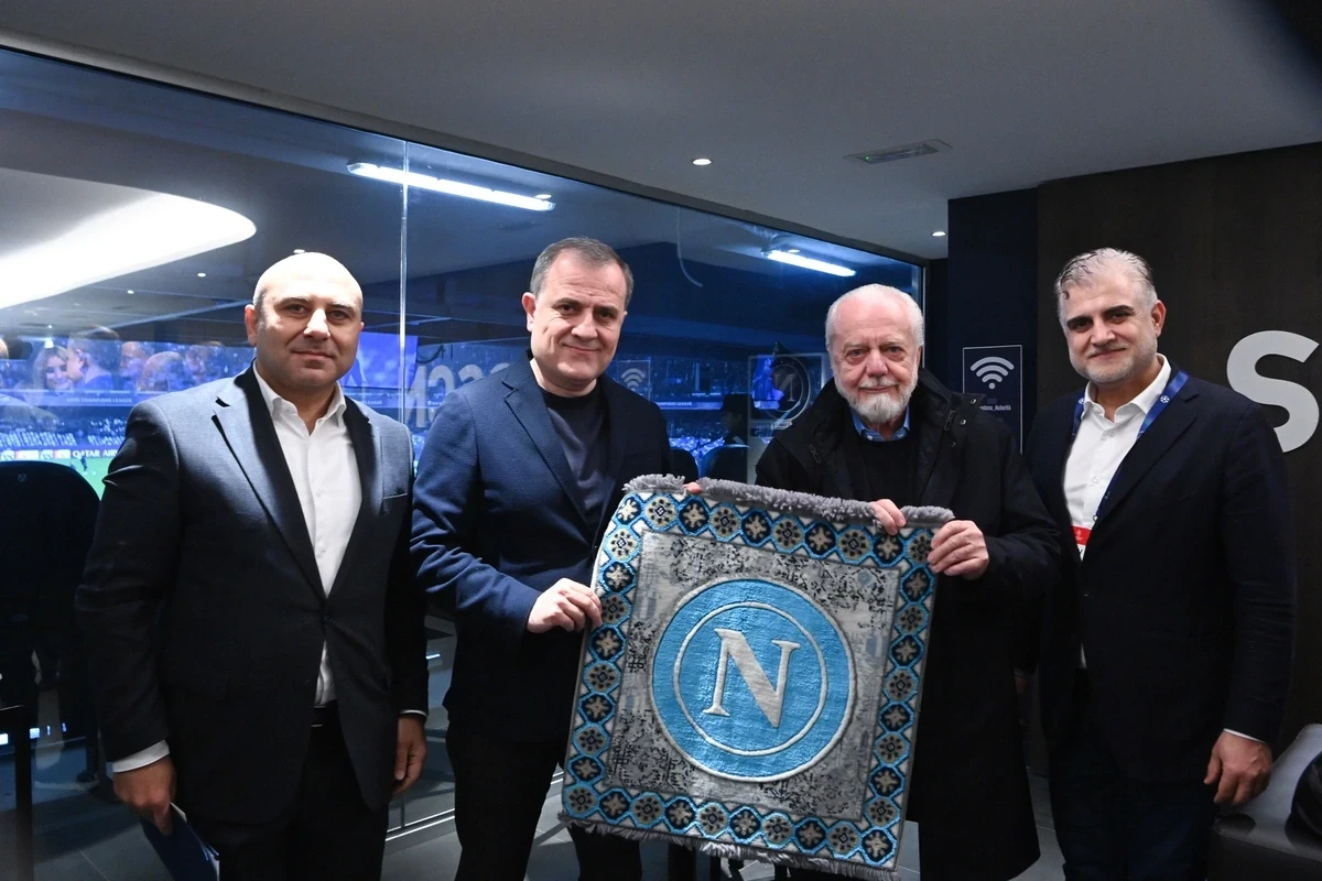 Ceyhun Bayramov və heyəti “Napoli” - “Qarabağ” matçını stadiondan izləyiblər - FOTO