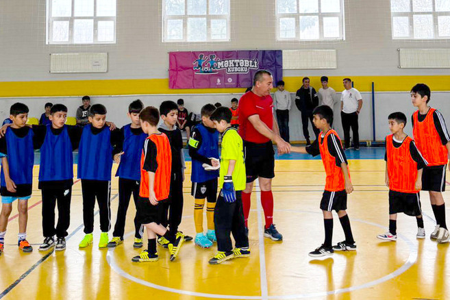 Şirvan şəhərində “Məktəbli Kuboku” turniri start götürüb
