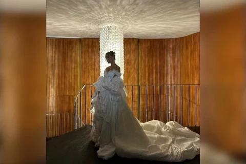 Rusiya millisinin sabiq qapıçısı özündən 28 yaş kiçik teleaparıcı ilə ailə qurdu - FOTO