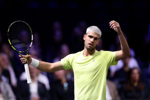 Carlos Alcaraz returns to dark hair after blonde phase - PHOTO