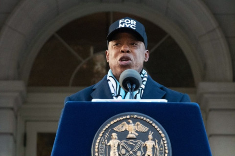 Nyu-York rəsmiləri “UFC 322”dəki davaya görə İslam Mahaçevin komandasını cəzalandıracaqlar