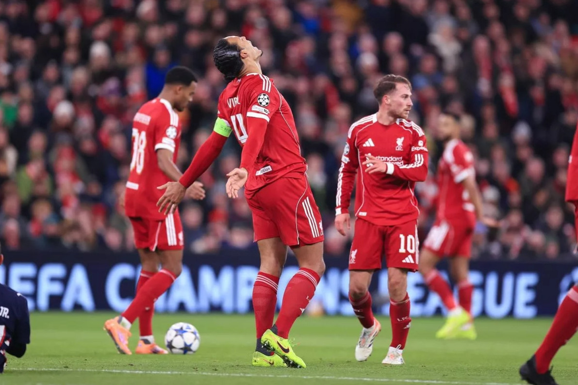 “Liverpul” ardıcıl üç ağır məğlubiyyətlə 72 illik antirekordunu təkrarladı