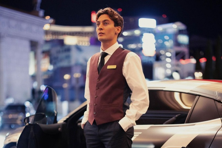 Corc Rassel Bred Pittlə birlikdə reklamda çəkilib - FOTO