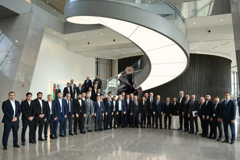 Микаил Джаббаров переизбран на пост президента Федерации борьбы Азербайджана - ФОТО