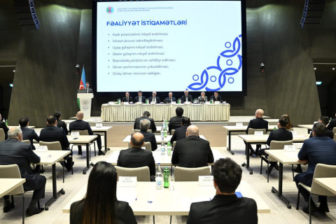 Микаил Джаббаров переизбран на пост президента Федерации борьбы Азербайджана - ФОТО