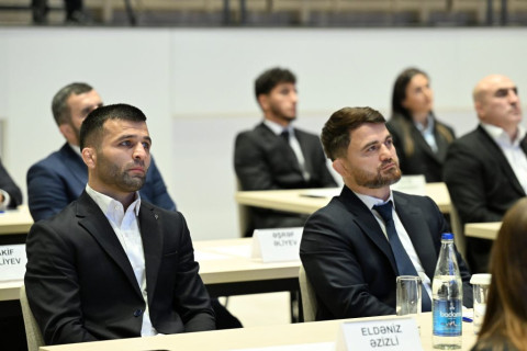 Микаил Джаббаров переизбран на пост президента Федерации борьбы Азербайджана - ФОТО