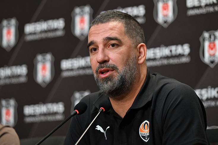 Arda Turan Ukraynaya görə dünya liderlərinə müraciət etdi: “İndi müharibə vaxtı deyil” - VİDEO