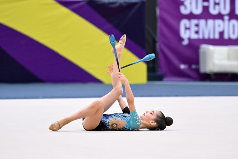 Стартовал 30-й чемпионат Баку по художественной гимнастике - ФОТО