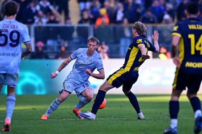 "Удинезе" в большинстве обыграл "Парму" в матче Серии А