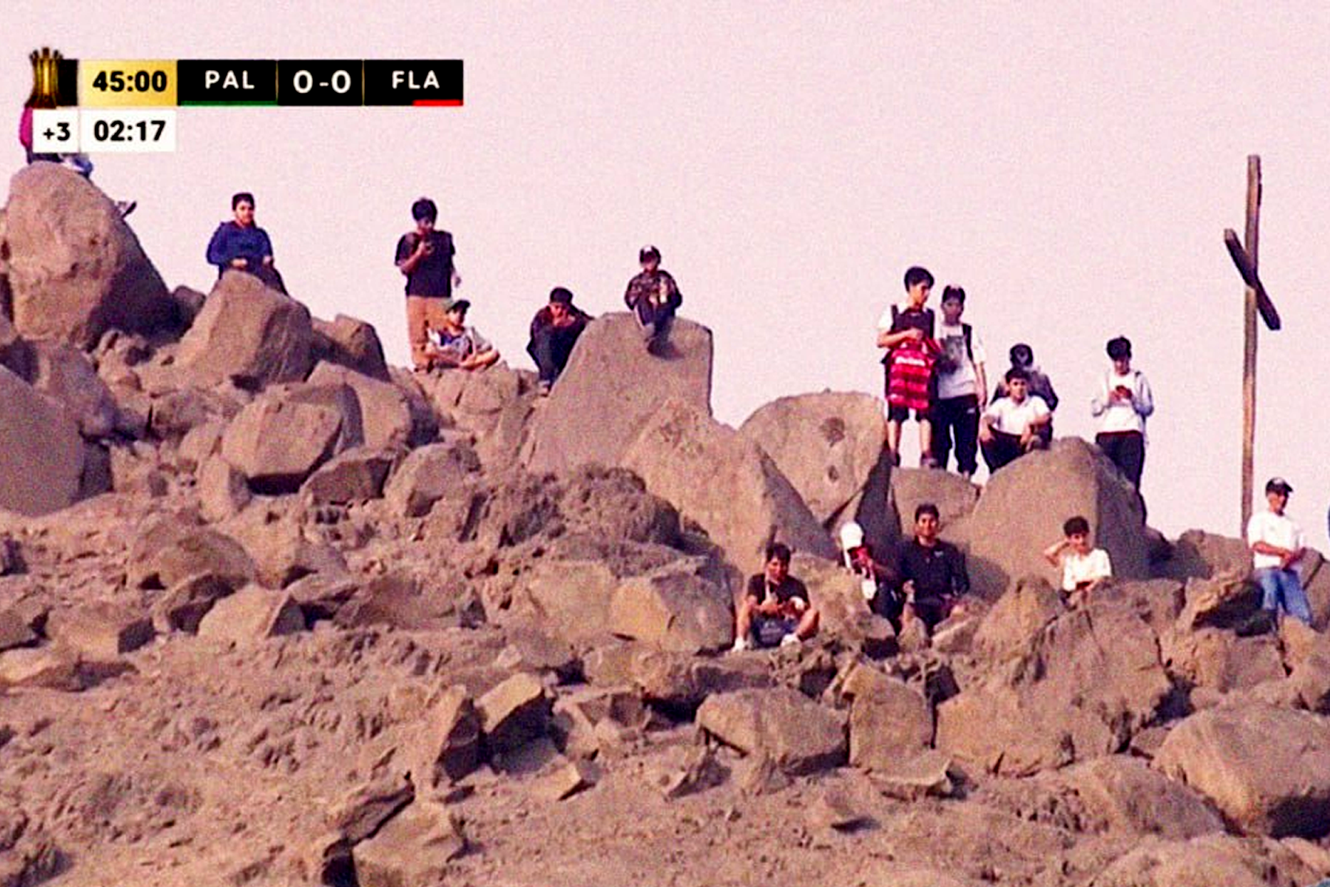 “Flamenqo” azarkeşləri dağı aşaraq finalı izlədilər - VİDEO