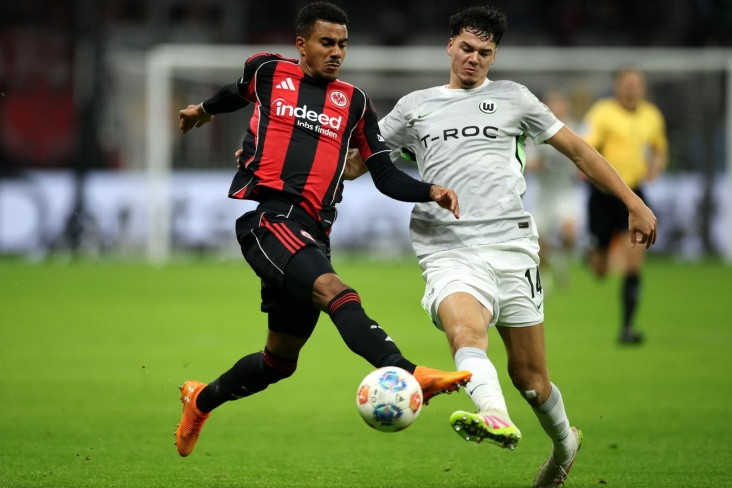 "Айнтрахт" и "Вольфсбург" разошлись миром