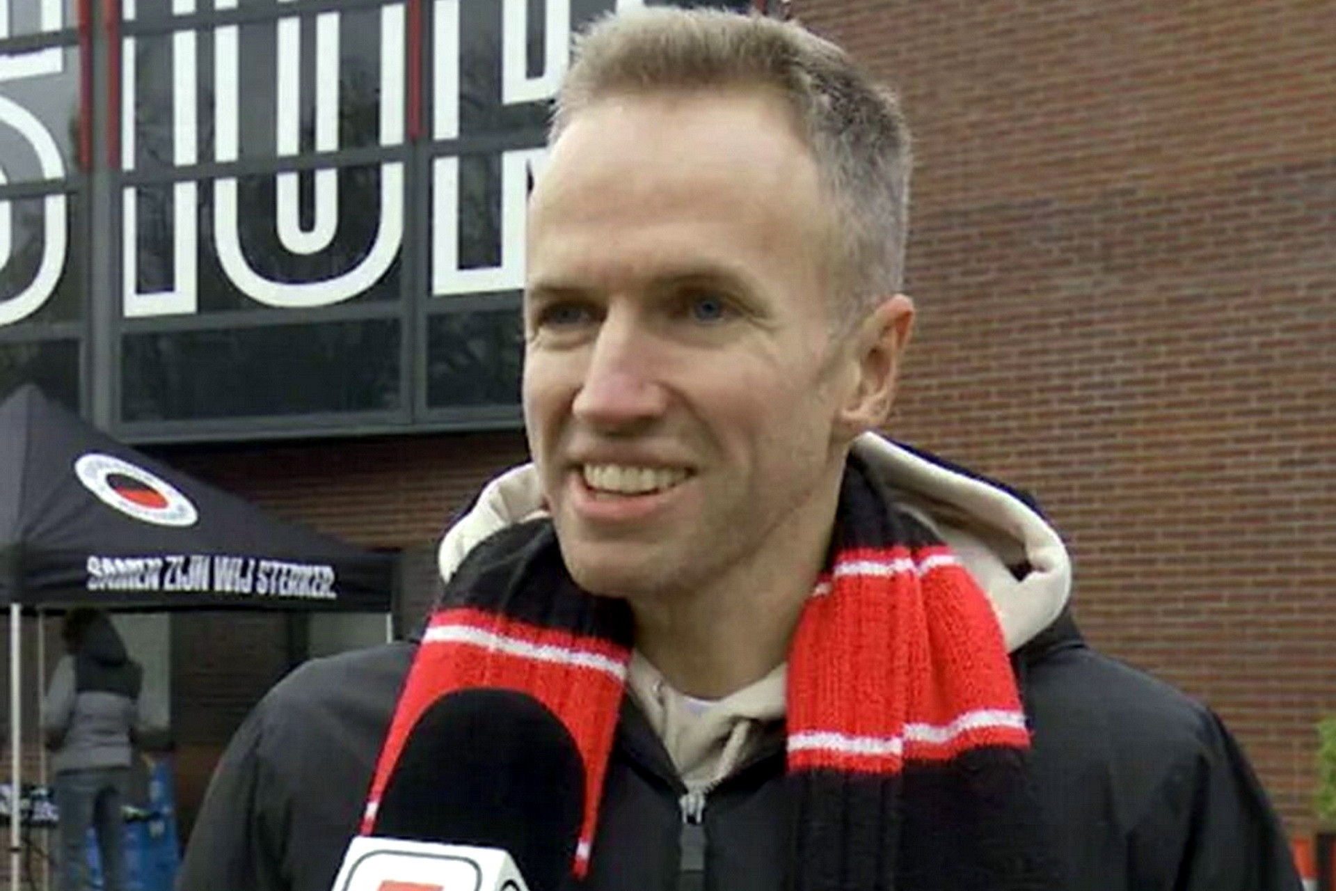 “Ekselsior” azarkeşi etiraz üçün 72 km qaçdı