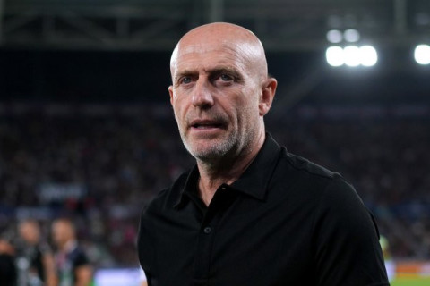 "Леванте" уволил тренера Хулиана Калеро