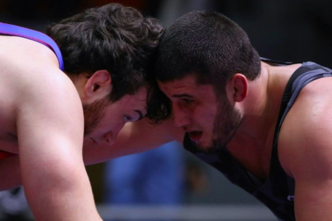 Азербайджанские борцы завоевали шесть медалей на турнирах в России - ФОТО