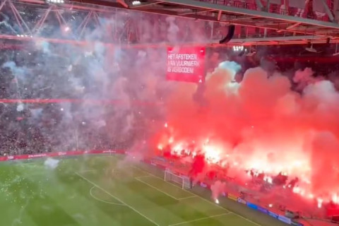 “Qarabağ”ın növbəti rəqibi azarkeşlərə görə matçı yarımçıq saxladı - VİDEO