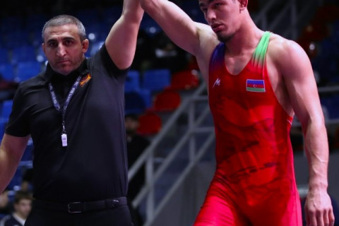 Азербайджанские борцы завоевали шесть медалей на турнирах в России - ФОТО