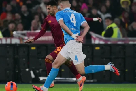 “Roma” evdə büdrədi, “Napoli” zirvəyə şərik oldu - VİDEO