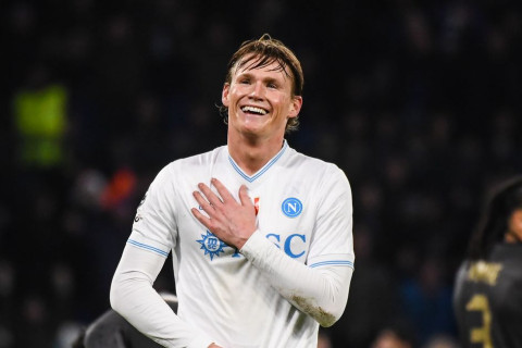 Skott Maktominey 2025-ci ildə Seriya A-nın ən yaxşı futbolçusu seçilib - FOTO