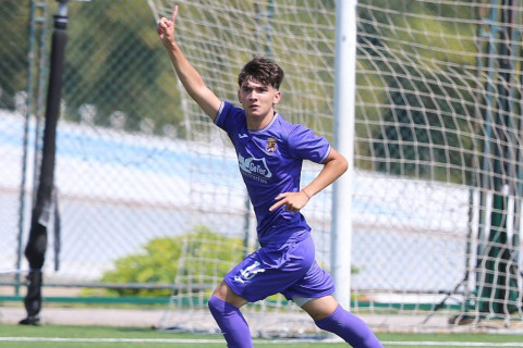 Serbiya klubu Azərbaycan millisinin futbolçusunu birdəfəlik transfer etmək istəyir