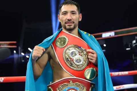 У чемпиона мира в среднем весе казахстанского боксера Алимханулы обнаружили допинг