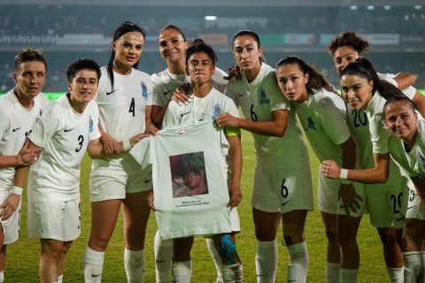 Azərbaycanlı futbolçu: “Komanda yoldaşım köynəyi anamın ildönümü münasibətilə hazırlatdırmışdı”
