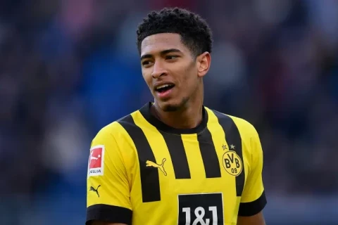 Almaniya kubokunda 16 yaşında fərqlənən futbolçu Bellinqemin rekordunu üstələdi