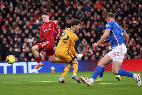 “Liverpul” “Sanderlend”lə matçda məğlubiyyətdən güclə qurtarıb - VİDEO