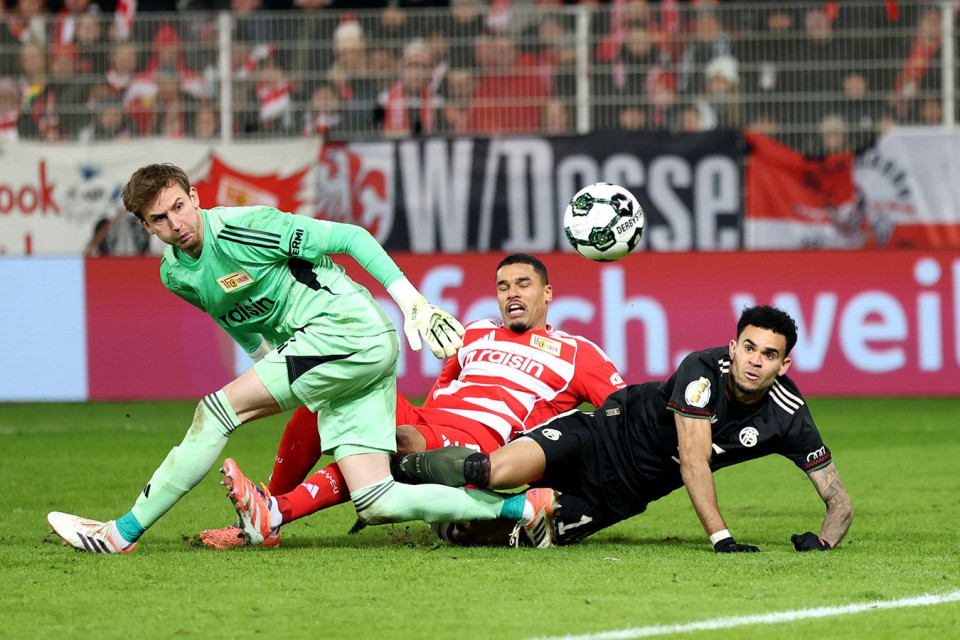 “Bavariya” dramatik keçən oyunda “Union”u məğlub edib, “Hamburq” gözlənilmədən uduzub - VİDEO