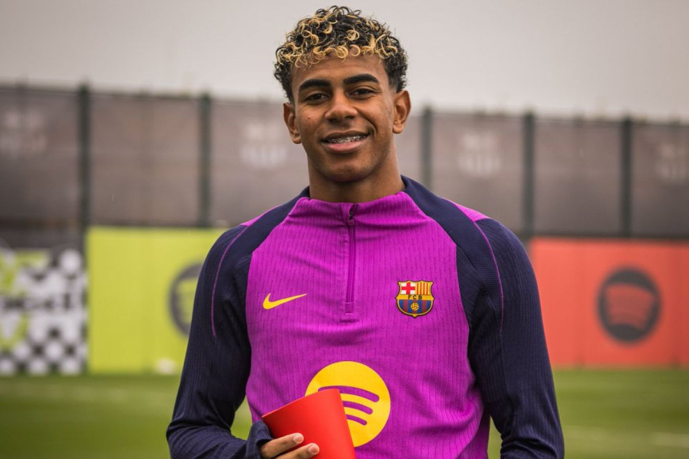 Lamin Yamal La Liqada noyabr ayının ən yaxşı oyunçusu seçilib