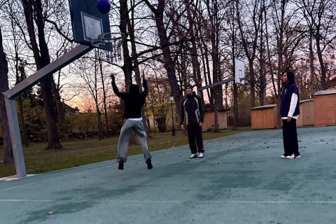 Musialanın qeyri-adi bərpa üsulu: Nigeriya yeməkləri ilə dönüş planı - FOTO