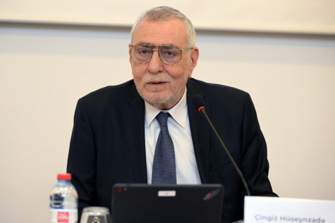 Balakişi Qasımov yenidən Azərbaycan Qılıncoynatma Federasiyasının prezidenti seçilib - FOTO