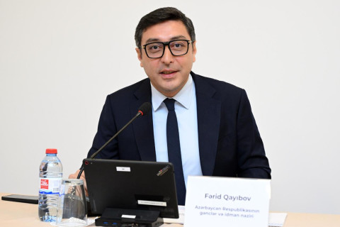 Balakişi Qasımov yenidən Azərbaycan Qılıncoynatma Federasiyasının prezidenti seçilib - FOTO