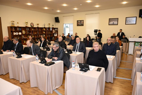 Balakişi Qasımov yenidən Azərbaycan Qılıncoynatma Federasiyasının prezidenti seçilib - FOTO