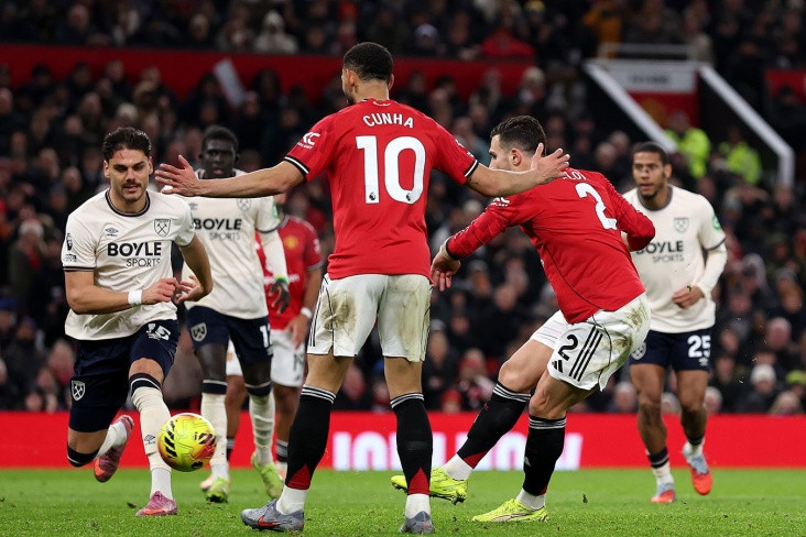 “Mançester Yunayted” qələbə hesabını saxlaya bilməyib - VİDEO