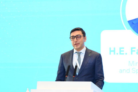 Fərid Qayıbov: “Əminəm ki, gənclər D-8 Gənclər Dialoqunda aktiv iştirak edəcəklər”