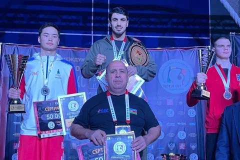 Азербайджанские боксеры завоевали четыре медали на Кубке мира в РФ - ФОТО