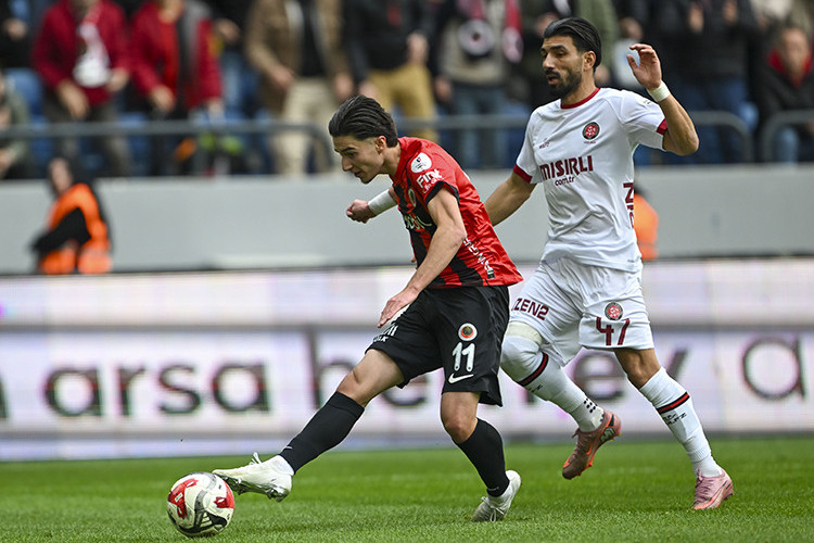 Türkiyə Super Liqası: “Gənclərbirliyi” “Karagümrükü” darmadağın etdi