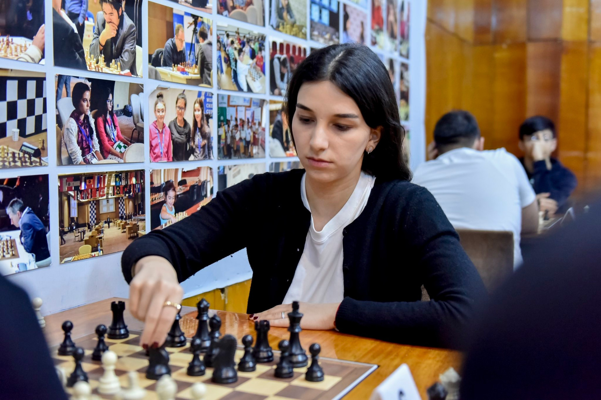 Respublika Şahmat Mərkəzində təşkil olunan Azərbaycan çempionatı davam edir