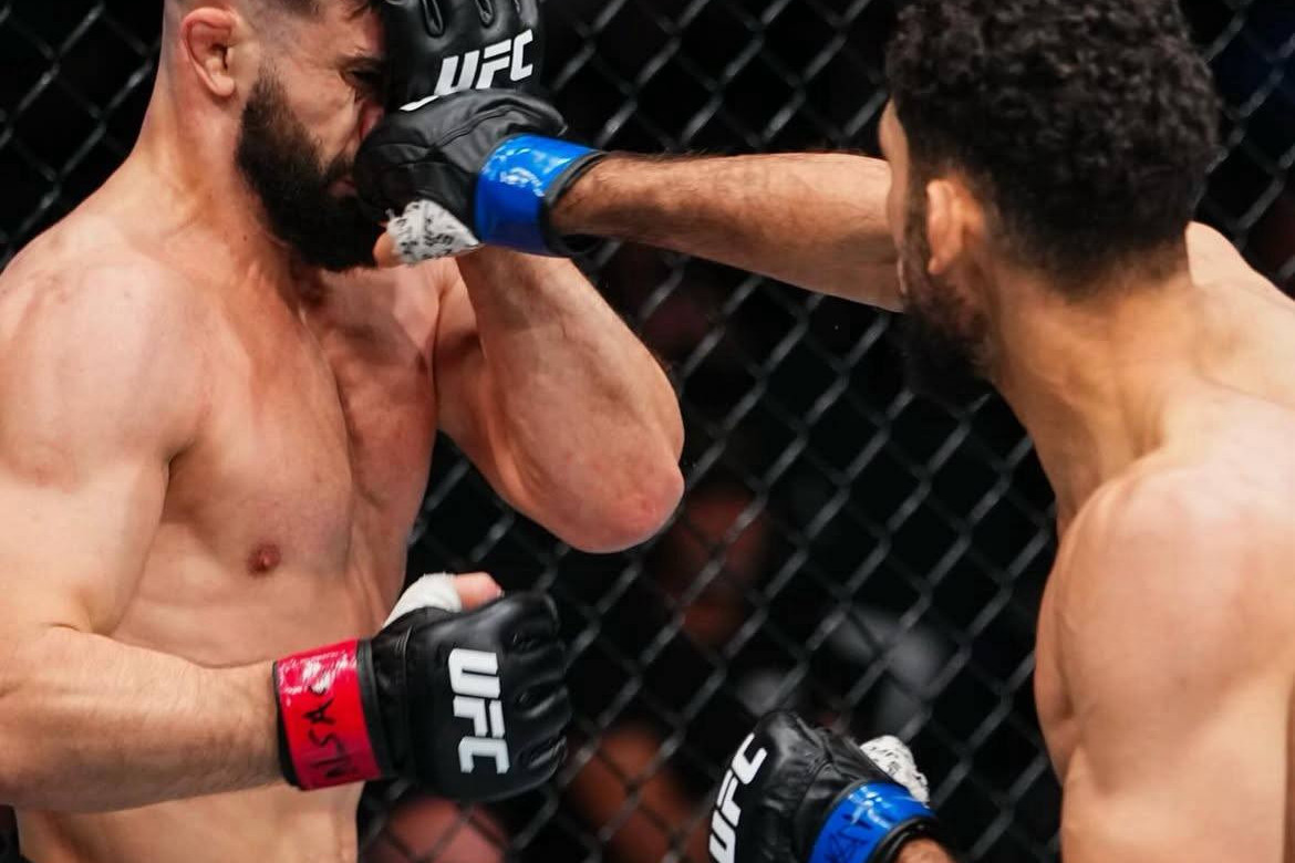 Фарес Зиам нокаутировал Назима Садыхова на последней секунде раунда - ВИДЕО